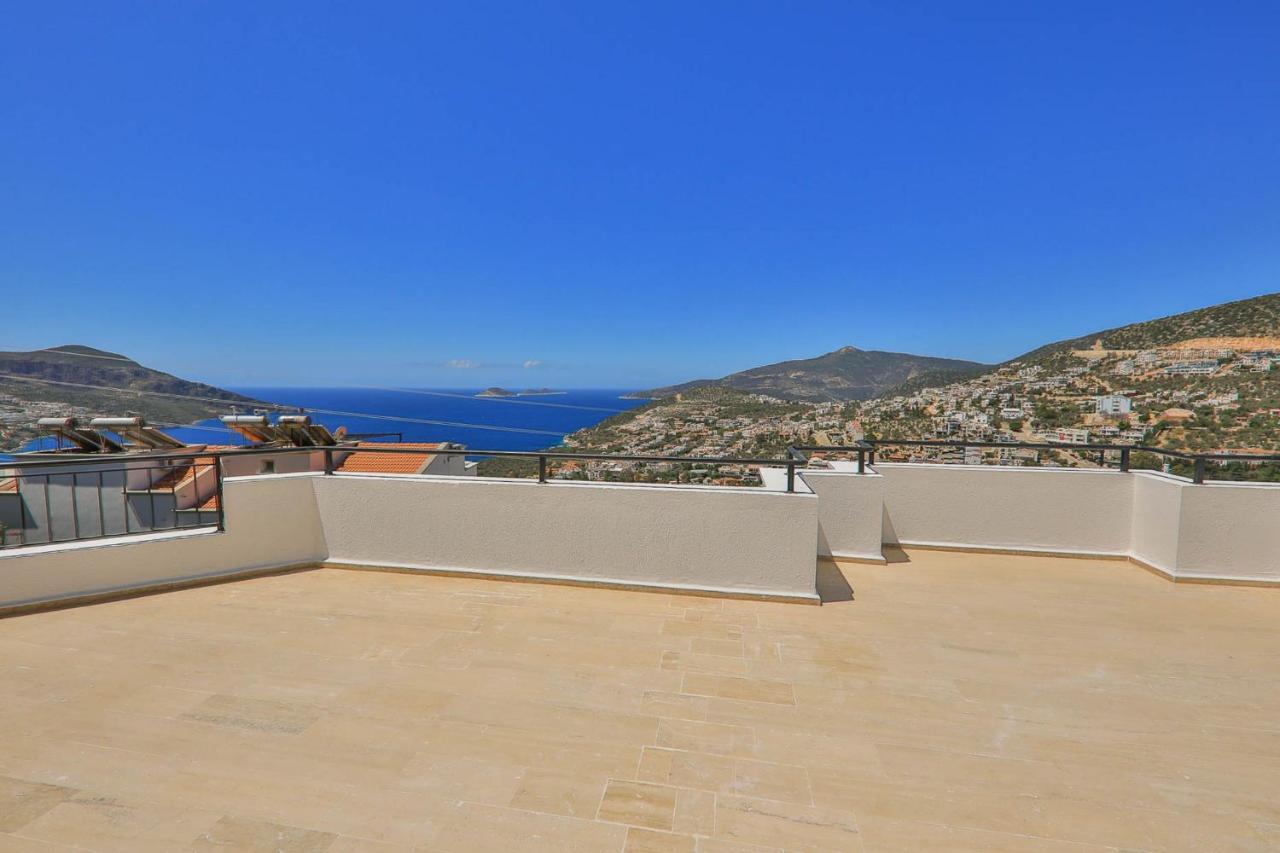 Villa Celik Kalkan Luaran gambar