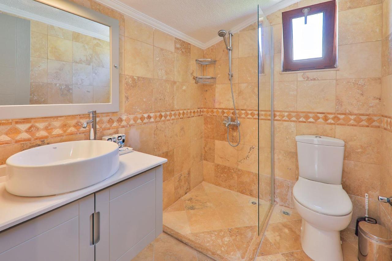 Villa Celik Kalkan Luaran gambar